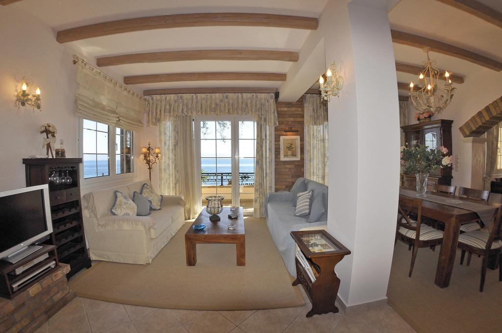 Villa Romantica Perama (Corfu) Quarto foto
