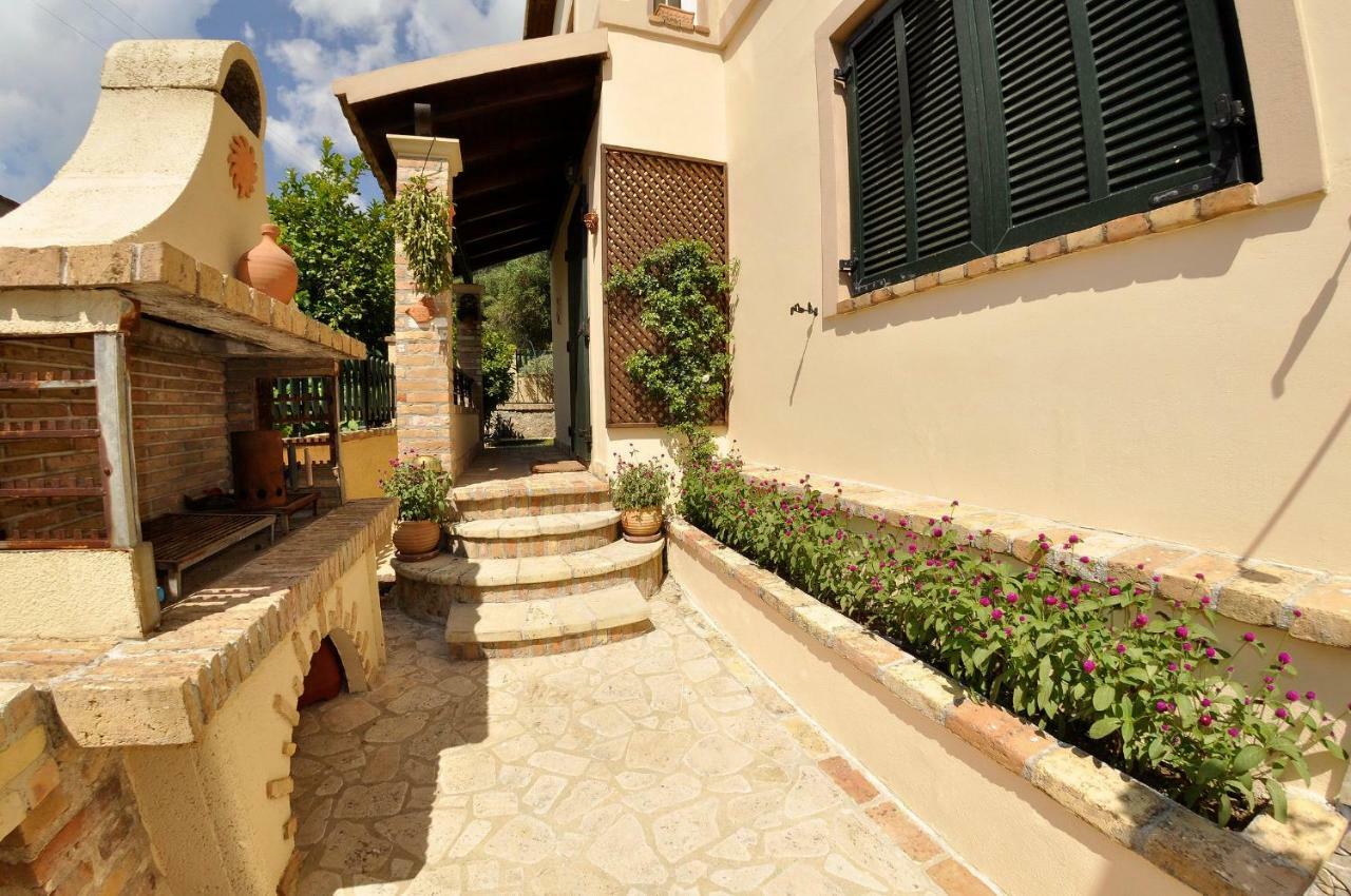 Villa Romantica Perama (Corfu) Exterior foto