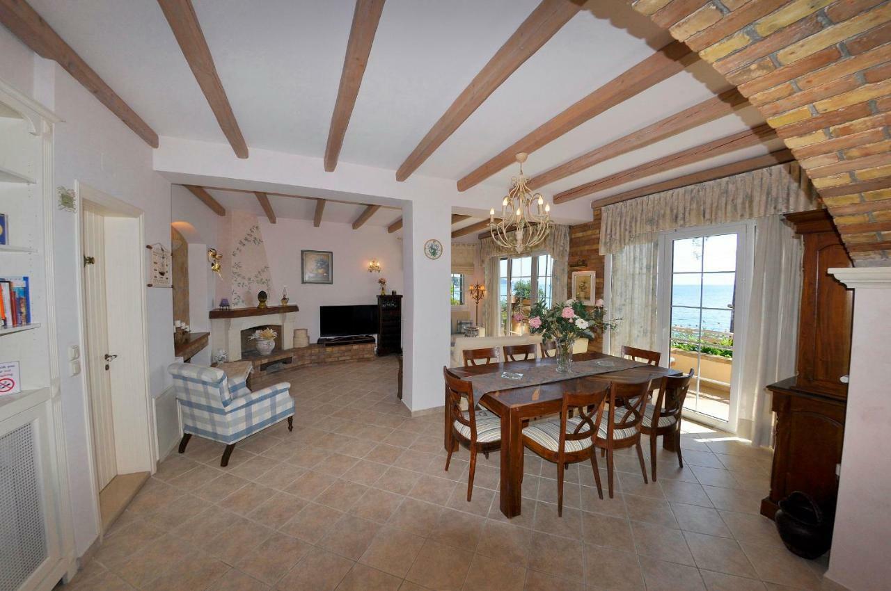 Villa Romantica Perama (Corfu) Exterior foto